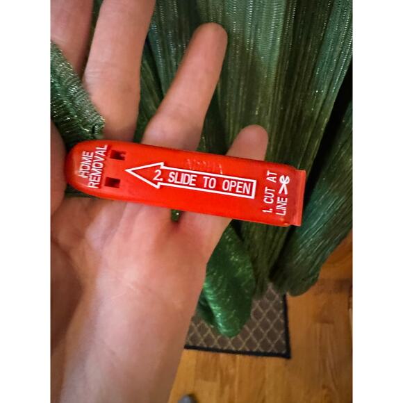 Jewel Badgley Mischka Metallic Ombré Strapless Gown size 10 (New) - Picture 7 of 7